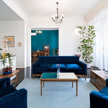 Spacious & Artistic Retro 2Bd Apt With Sauna Athens Exterior photo